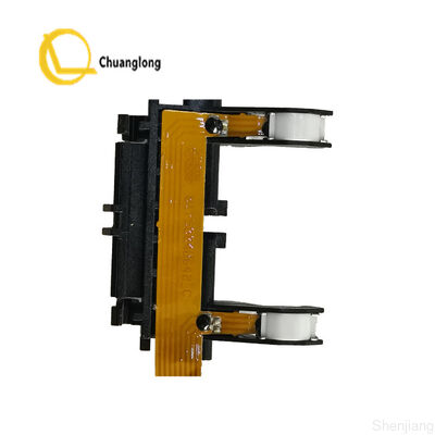 -1시 -1분 ATM 머신 부분 위 텐코 ATM 대충 훑어 보는 사람들 장치 측정 우주정거장